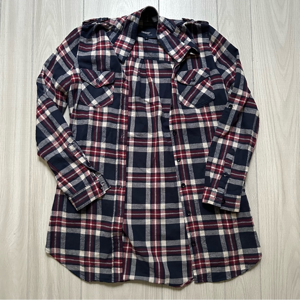 Flannel cozy, long sleeve trendy shirt red blue, cream w side and chest pockets